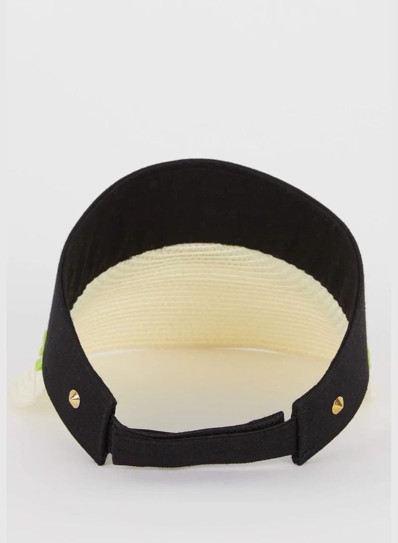 ديفاكتو Woman Hat