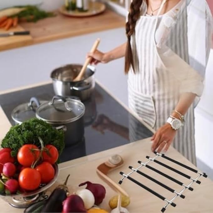 ريحني حامل ثلاثي القوائم للمطبخ مقاوم للحرارة ومضاد للانزلاق وواقي سطح العمل من الفولاذ المقاوم للصدأ للمقالي الساخنة، عبوة من قطعتين باللون الأسود - Image 3