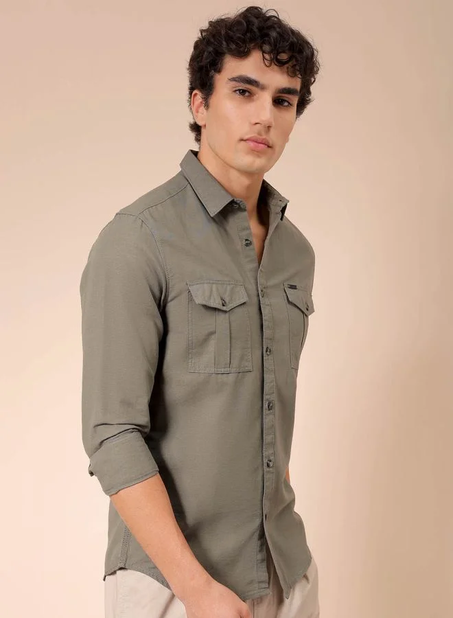 شركة المرآب الهندية Men Regular Fit Solid Full Sleeves Cutaway Collar Casual Shirt