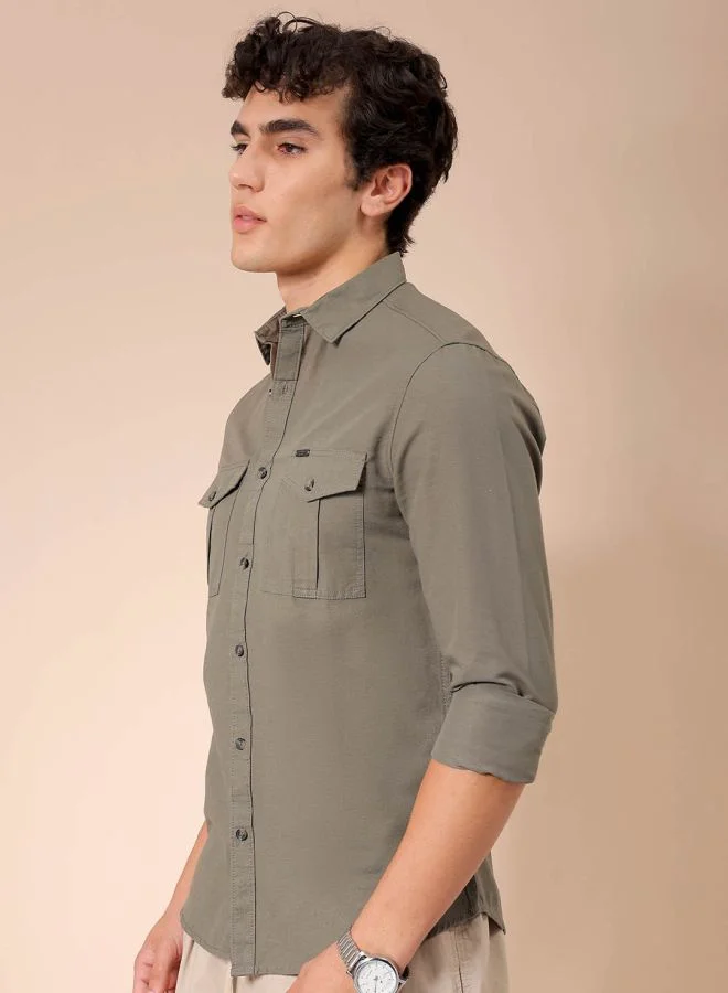 شركة المرآب الهندية Men Regular Fit Solid Full Sleeves Cutaway Collar Casual Shirt