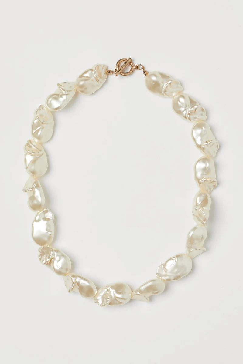 اتش اند ام قلادة بخرز اللؤلؤ