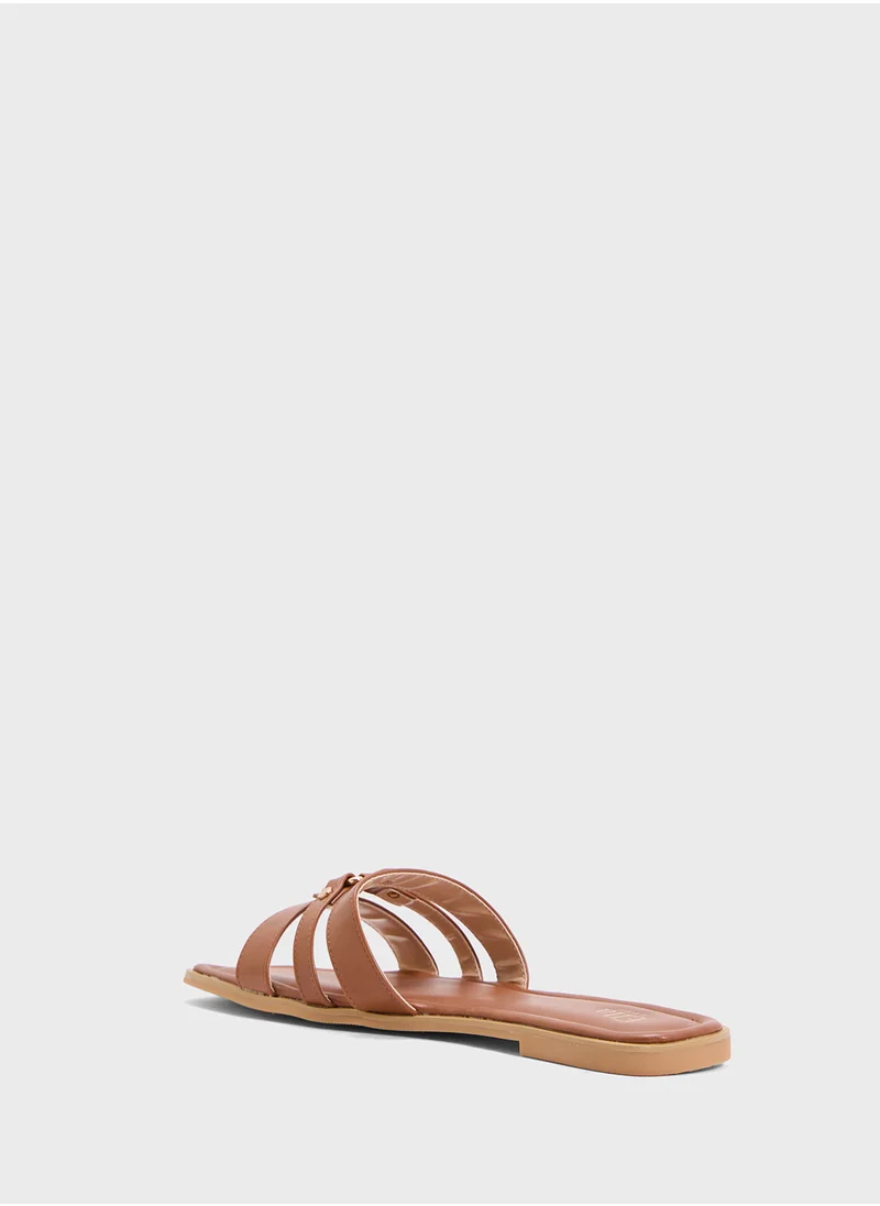 ايلا Ladies Flat Sandal