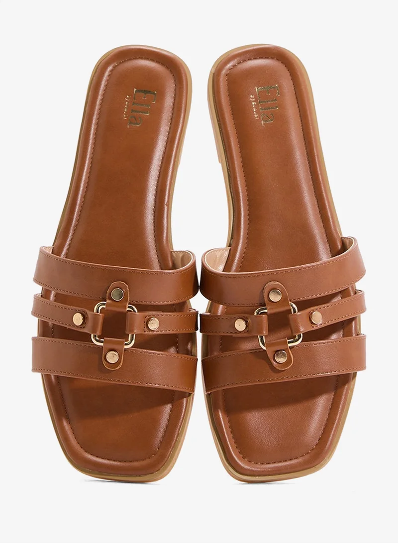 ايلا صندل نسائي مسطح