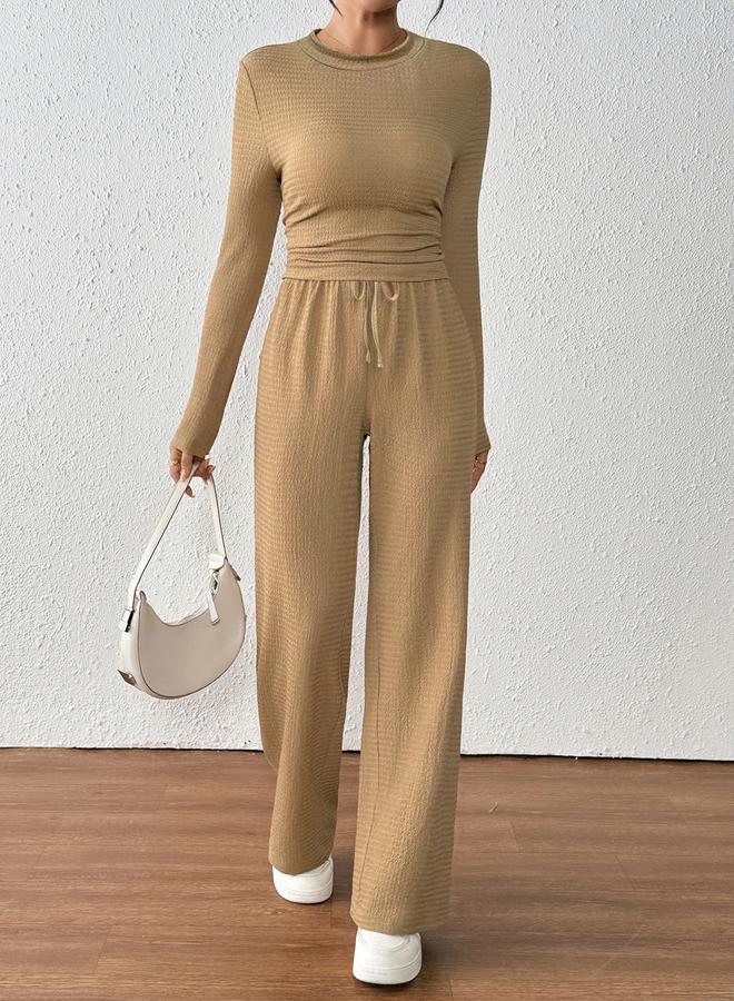 تايك تو طقم منسق من بنطال بأرجل واسعة وبلوزة مُجسمة - Image 3