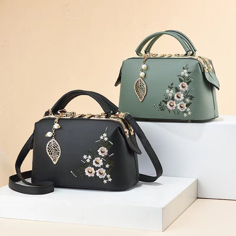 New Large Capacity Handbag Bag Guofeng Flower Shoulder Bag Dame Elegant Quality Women'S Bag Bags - Image 3