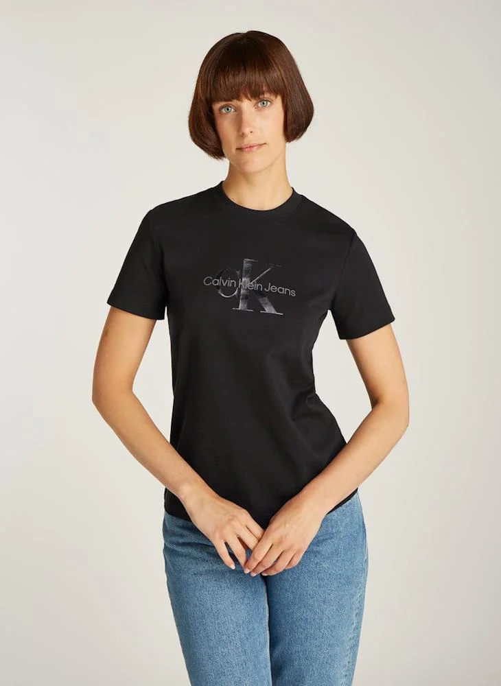 كالفن كلاين جينز Graphic Crew Neck T-Shirt