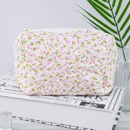 GISMTR Quilted Makeup Bag Floral Cotton Make up Bag Puffy Coquette Makeup pouch Aesthetic Cute Travel Toiletry Bag for Women Girls - Image 5