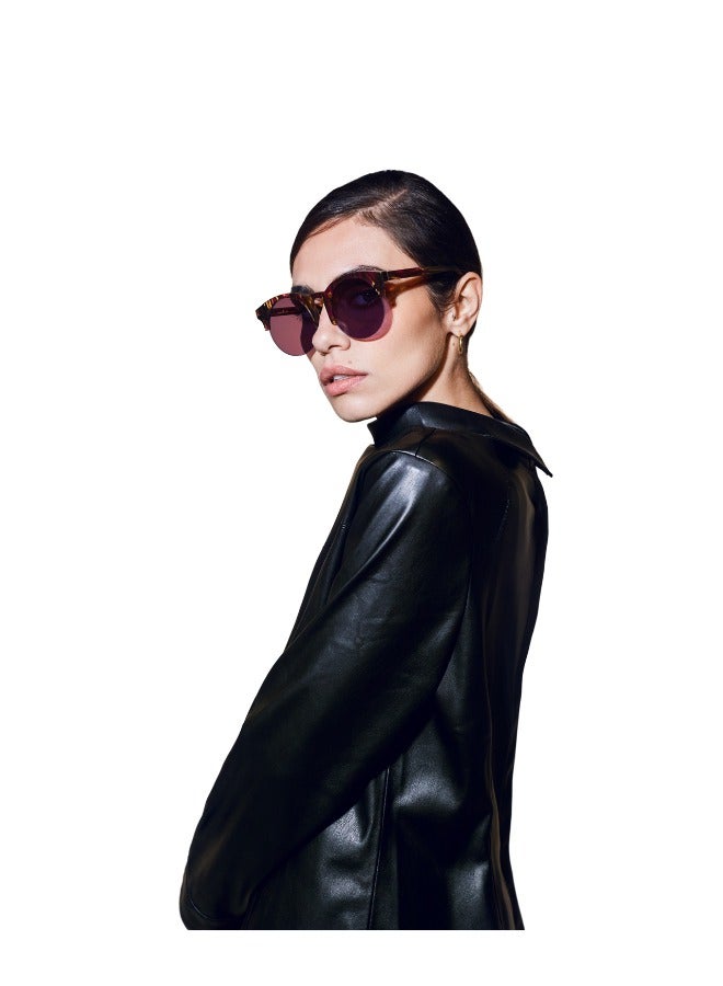 ليا نظارة شمسية نسائية ساحرة من ليا، نظارة شمسية دائرية محمية من الأشعة فوق البنفسجية بإطار سلحفاة أرجواني من الأسيتات وعدسة كلاسيكية أرجوانية اللون، قياس 55*21*145، (LeiaBVS1060CH03) - Image 2