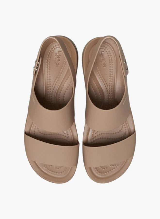 كروكس صنادل نسائية مسطحة بأشرطة وإبزيم