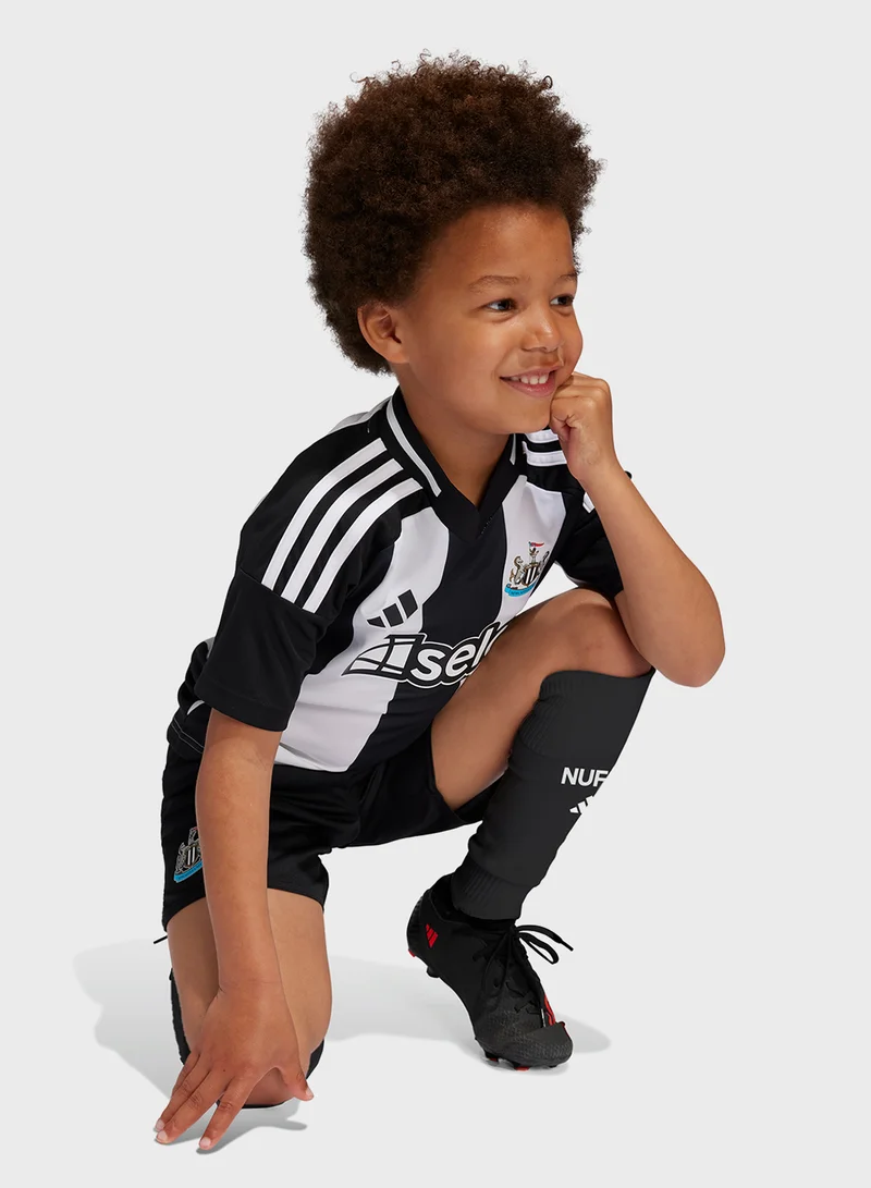 adidas طقم الأطفال الأساسي نيوكاسل 24/25