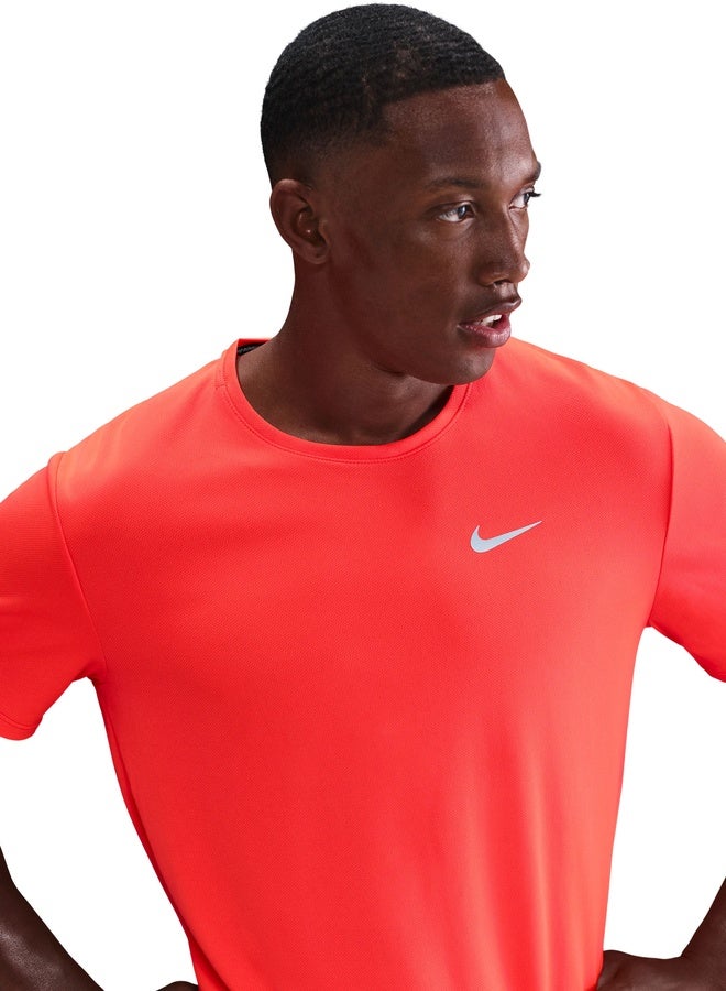 Nike Men’S Nike Dri-Fit Uv Miler Short-Sleeve Top - Image 3