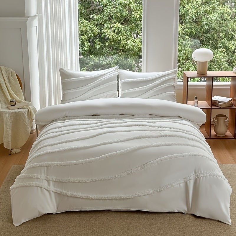 3pcs Set (1pc Duvet Cover And 2pcs Pillowcases, No Core), 3D Plush Line Design Aesthetic Duvet Cover Set, Soft And Comfortable Bedding, Suitable for Women, Men, And Friends As a Home Gift, Multiple Sizes And Colors, All Seasons - Image 1