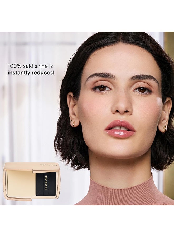 Hourglass Vanish Airbrush Pressed Powder, Pressed Powder Compact With Mirror And Puff Makeup Setting Finishing Blurring Natural Translucent Lightweight Face Sebum Oil Control Vegan Formula, Long-Lasting Matte Finish - Image 4