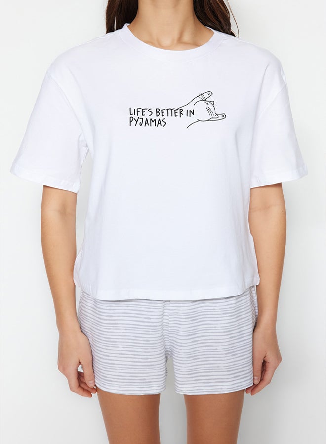 trendyol White Cotton Striped Slogan Printed Shorts Knitted Pajama Set - Image 3