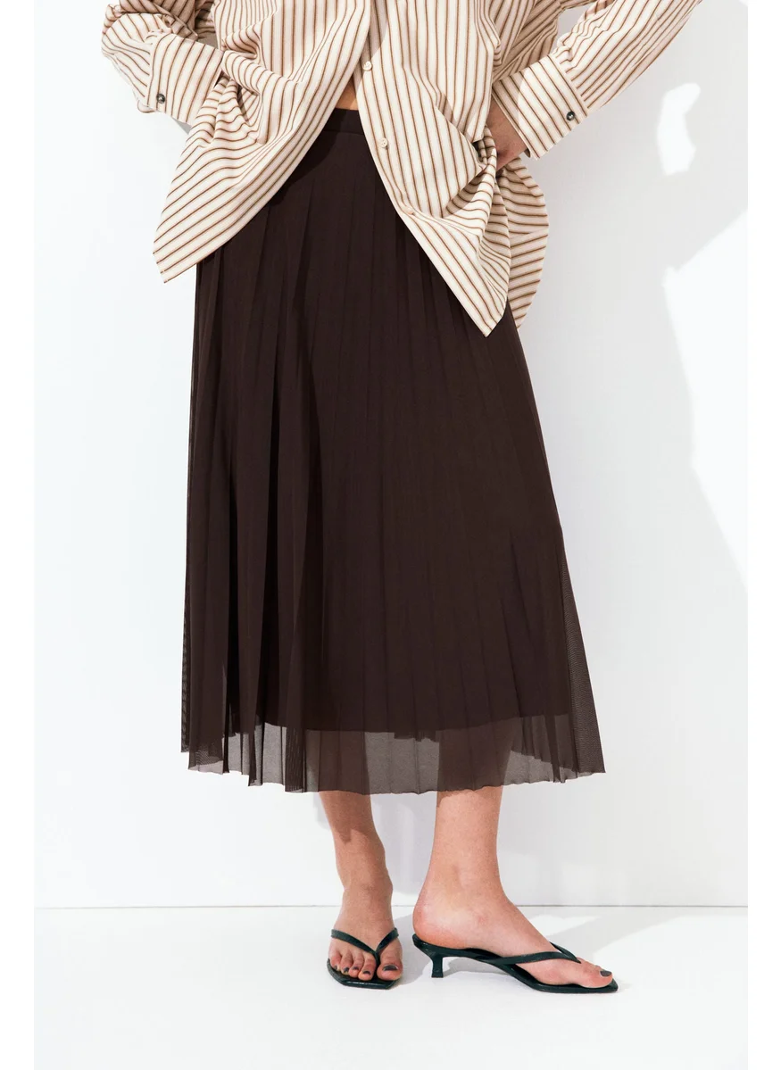 H&M Pleated Mesh Skirt