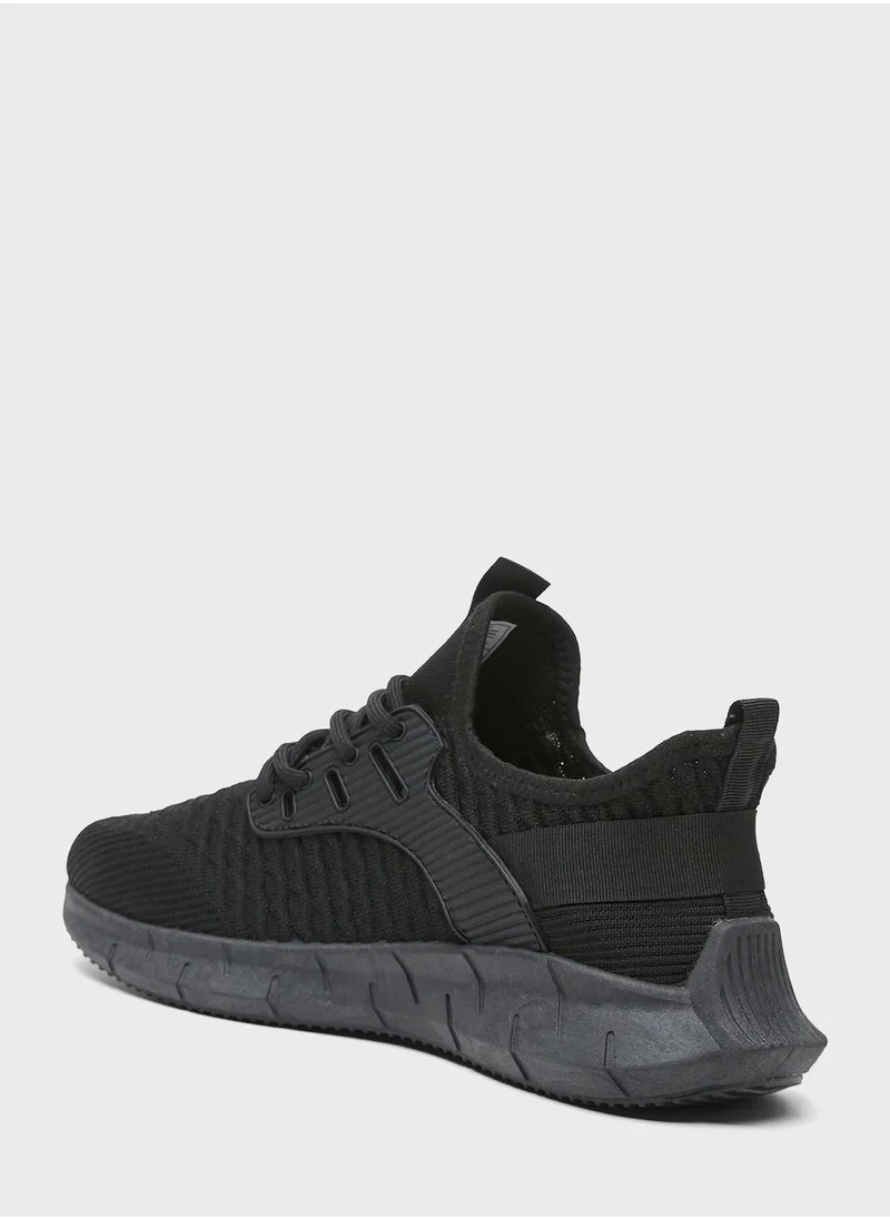 شو اكسبرس Casual Low Top Sneakers