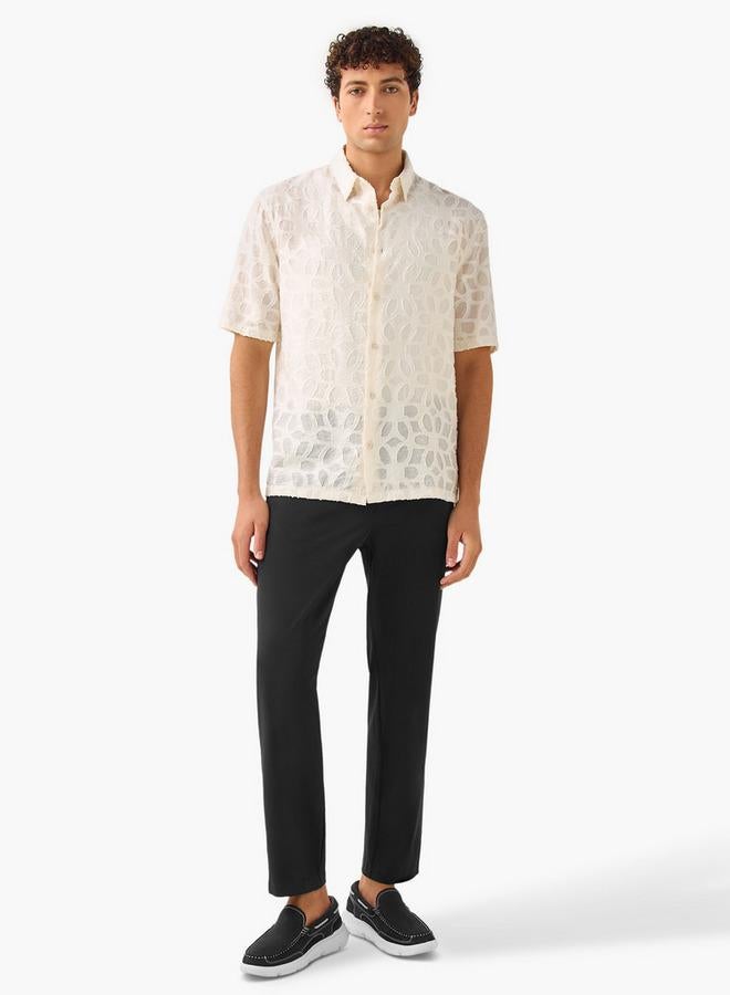 ايكونيك قميص كلاسيكي بقصة عادية وياقة وأكمام قصيرة - Image 2