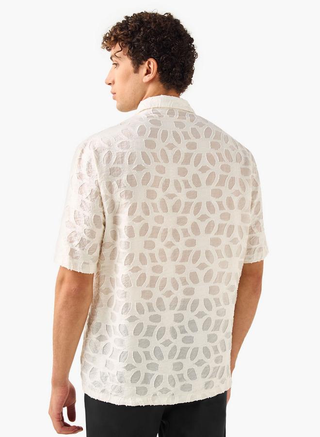 ايكونيك قميص كلاسيكي بقصة عادية وياقة وأكمام قصيرة - Image 3