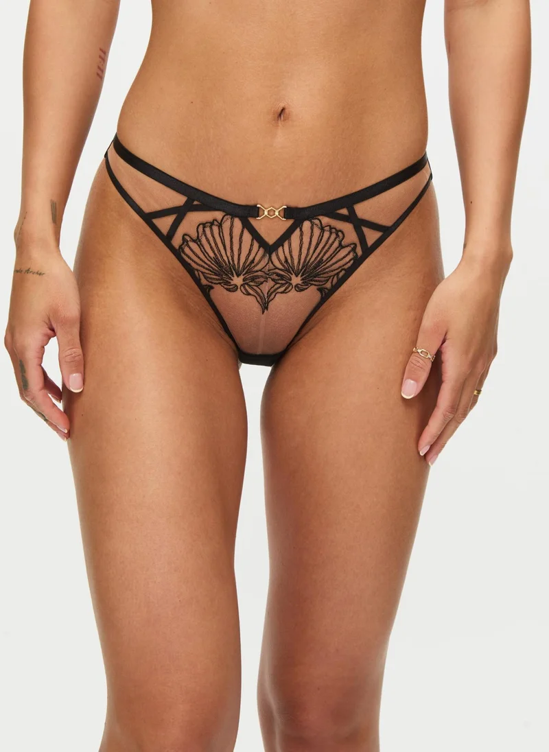 آن سمرز آن سمر بخور برازيلي