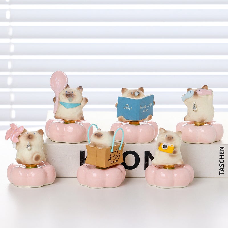 Ruijie Resin Collectible Cat Figurine Blind Box - Image 1