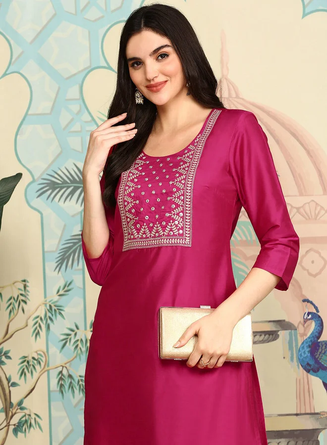 ISHIN  Ethnic Motifs Yoke Design Round Neck Straight Zari Kurta for Women | Best Price UAE