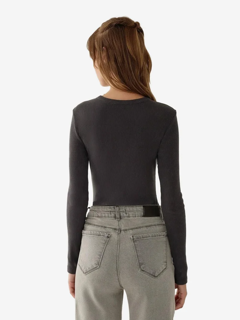 زوبعة بودي سوت بتأثير الغسيل