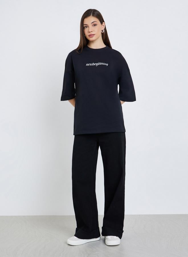 Styli Women Black Oversized Slogan T-Shirt - Image 3