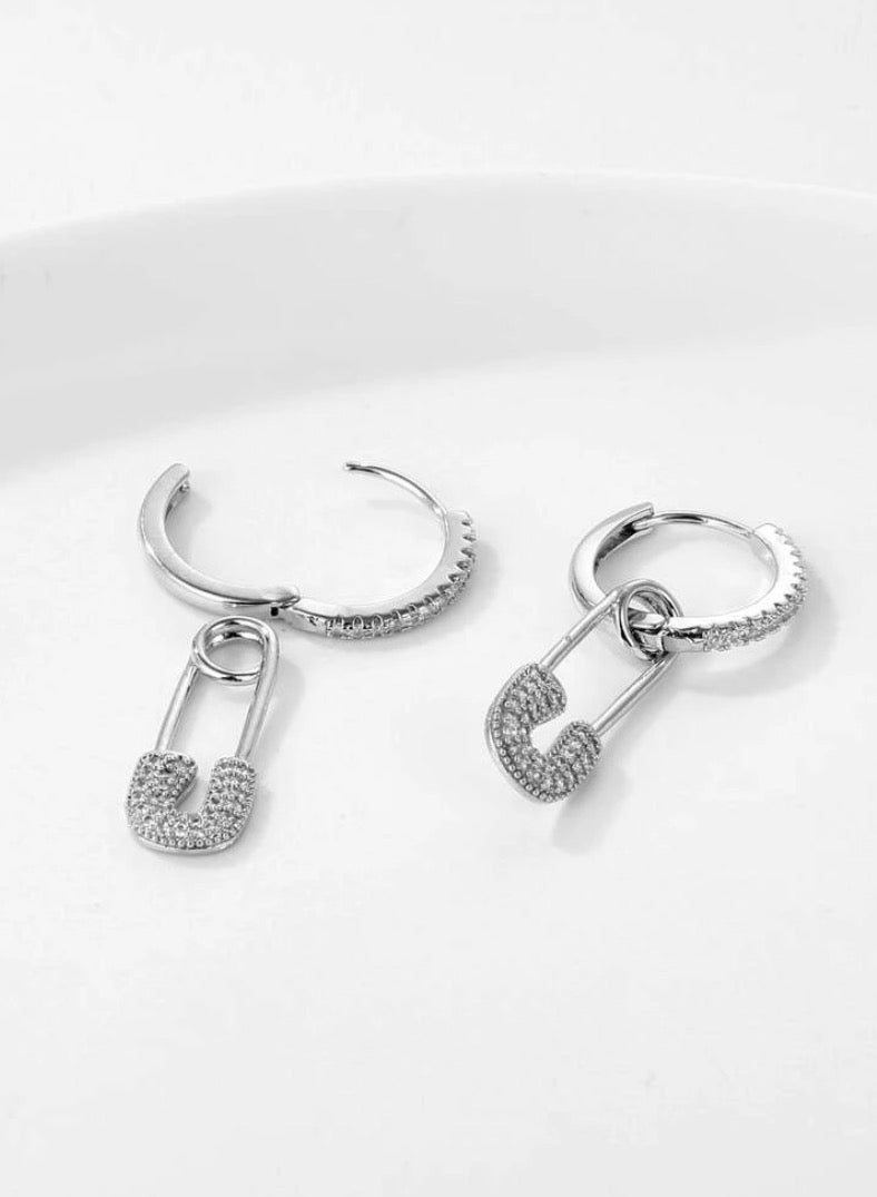 إيكوال حلق اذن نسائي بتصميم عصري وعالي الجودة مرصع بالزركون - Image 2