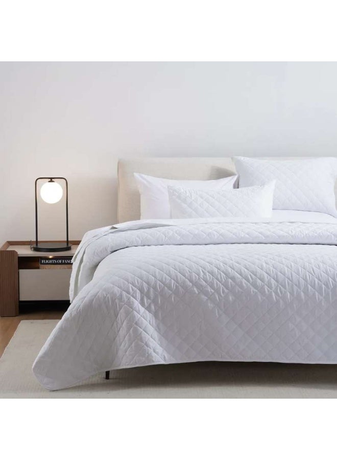 Pan Home طقم أغطية سرير مبطنة من 3 قطع من Essential Diamond مقاس 160×220 سم - أبيض - Image 1