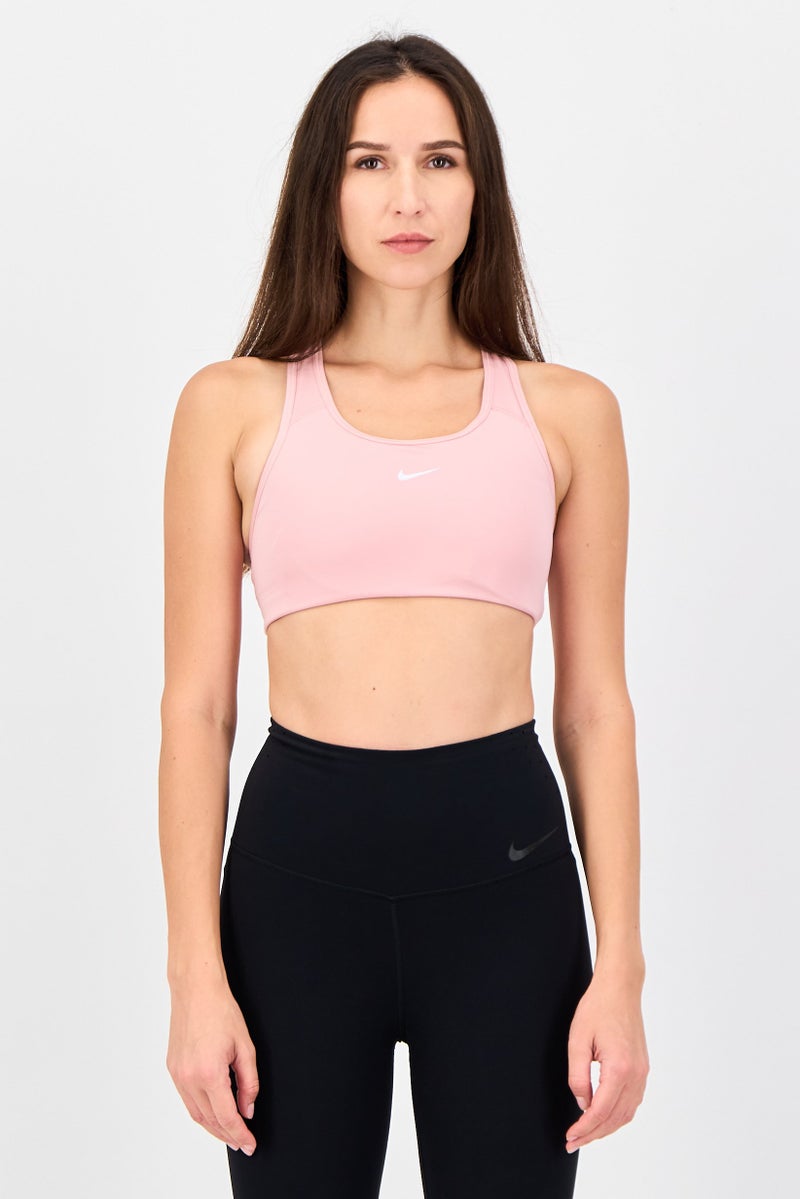 Nike حمالة صدر رياضية بدون أكمام للنساء مبطنة قليلاً، وردي - Image 1