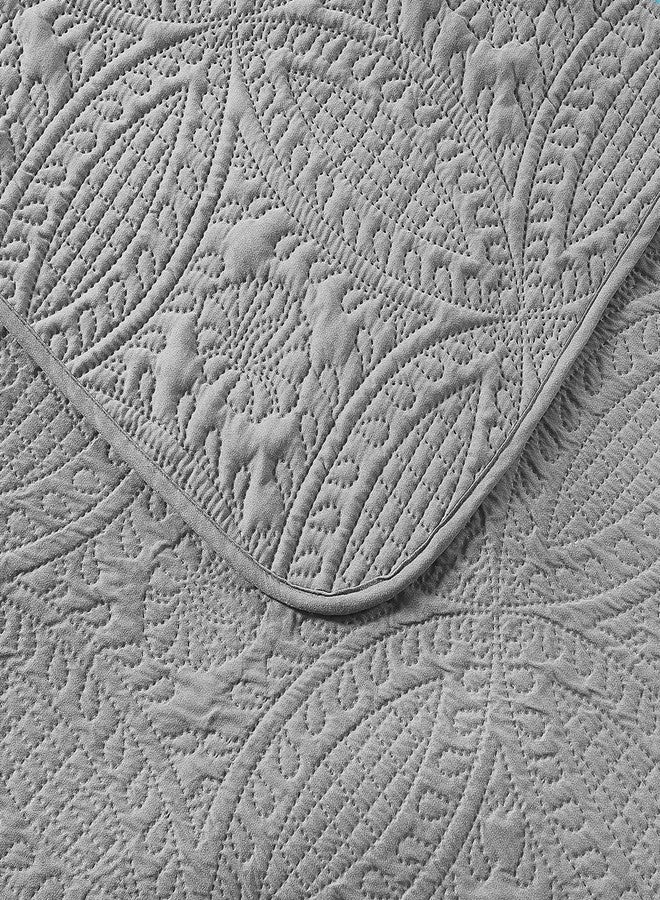 Pure Bedding طقم لحاف Pure Bedding مقاس كامل/كوين، رمادي فاتح - غطاء سرير كبير الحجم - غطاء سرير ناعم وخفيف الوزن من الألياف الدقيقة مناسب لجميع الفصول - 3 قطع تشمل لحاف واحد و2 غطاء وسادة، بنقشة هندسية - Image 4