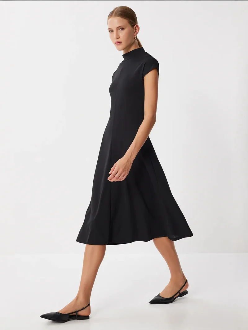 السعادة في إسطنبول ISTANBUL A-line midi dress with half turtleneck