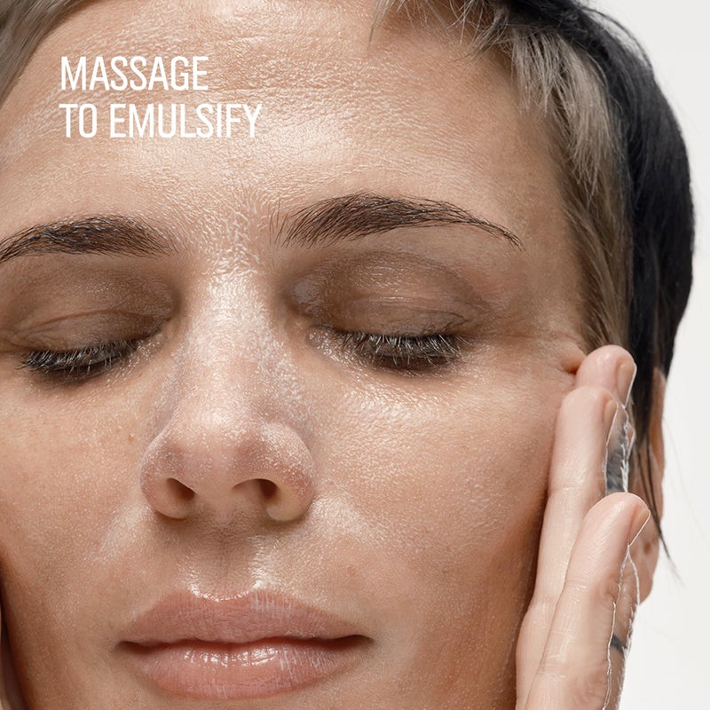 Bobbi Brown Soothing Cleansing Oil | Water-Light, Gentle Facial Cleanser for Waterproof Makeup | Non-Greasy Formula with Tsubaki Oil, 3.4 Fl Oz - Image 2