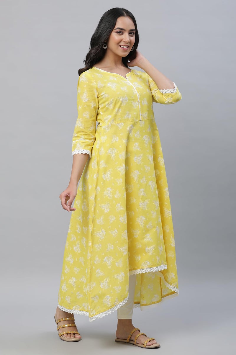 Aurelia Women's Yellow Cream Floral Printed Cambric Flared Kurta_23AUA14415-507397_M - Image 4