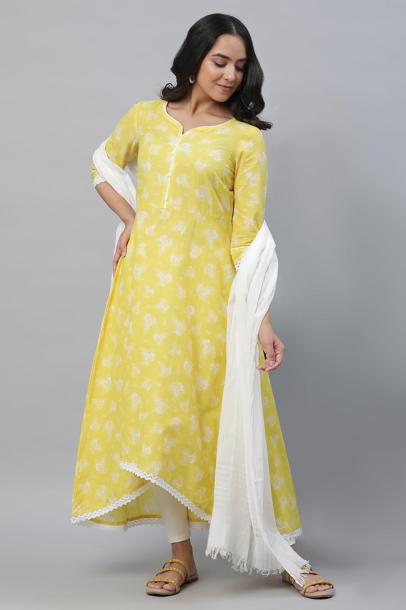 Aurelia Women's Yellow Cream Floral Printed Cambric Flared Kurta_23AUA14415-507397_M - Image 5