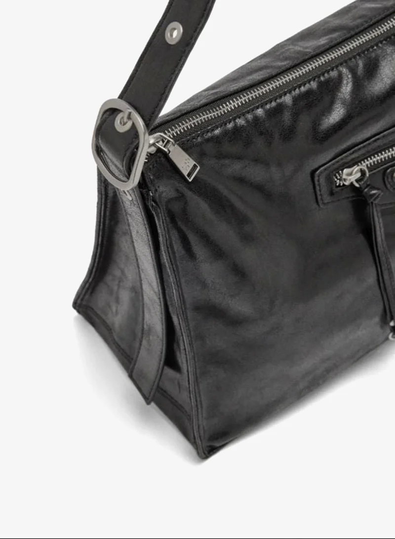 Parfois Black Handbag with aged effect for Women | Best Price UAE