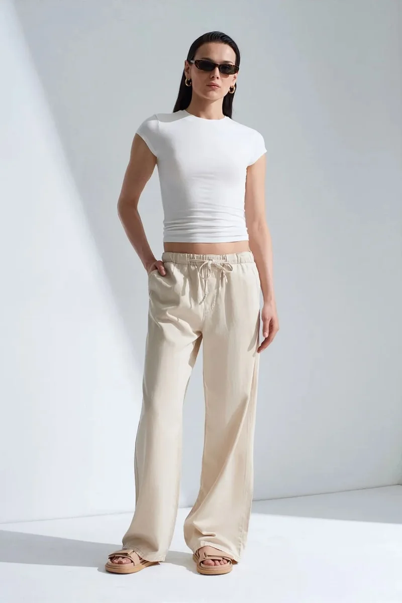 Dilvin Beige Natural DILVIN Mid-Waist Wide-Leg Denim Jeans for Women | Best Price UAE
