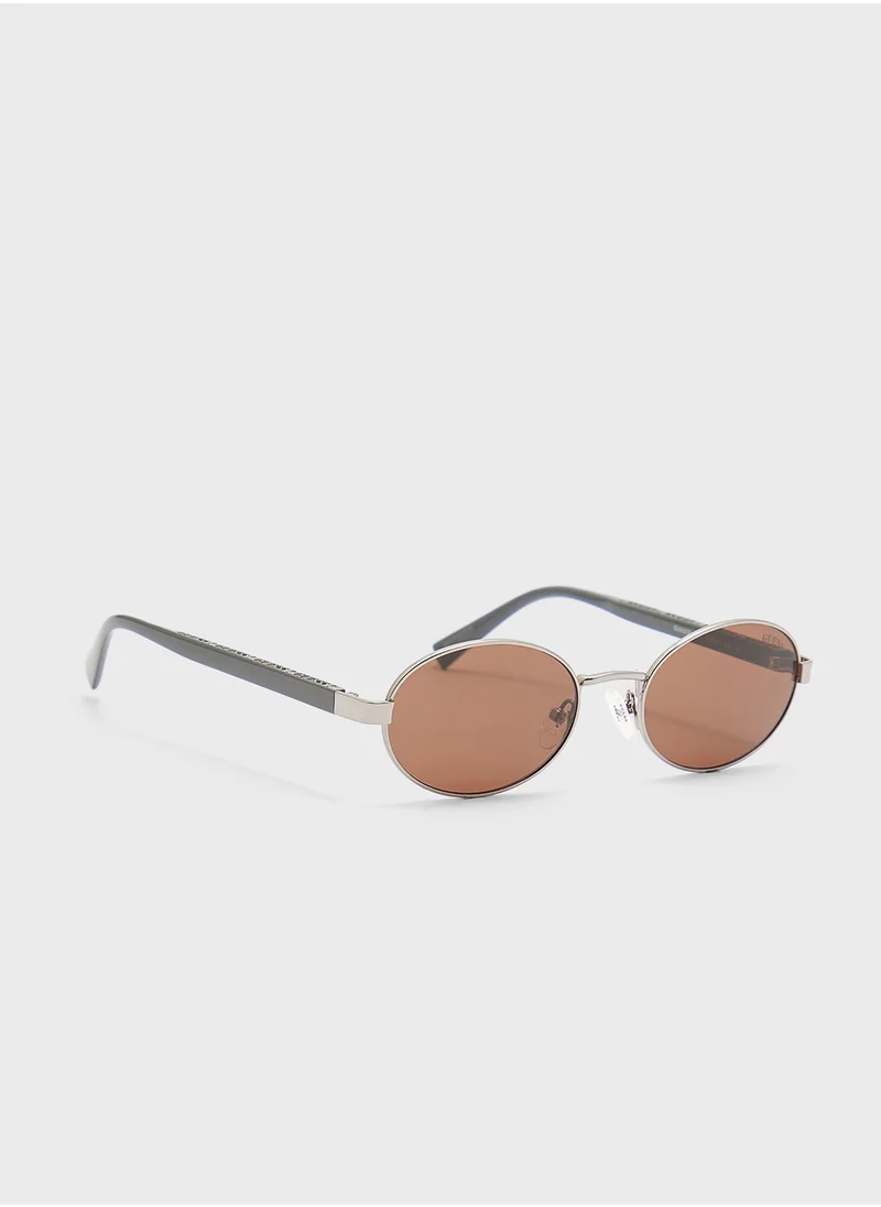 جس Gu0023208E54 Round Sunglasses