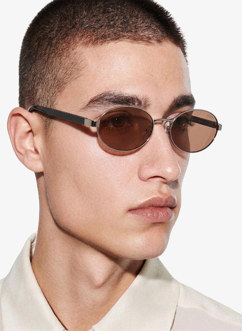 GUESS Gu0023208E54 Round Sunglasses - Image 5