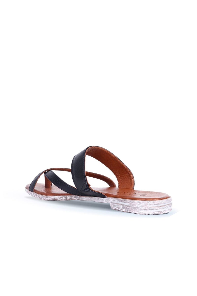 Bueno Slim Fit Flip Flop - Image 4