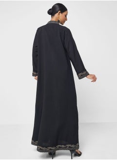 هيا كلوزيت عباية مطرزة بأكمام واسعة  - Image 2