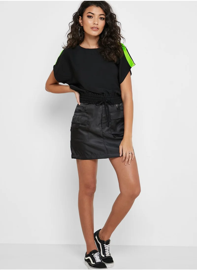 Ginger Contrast Sleeve Drawstring Hem Top