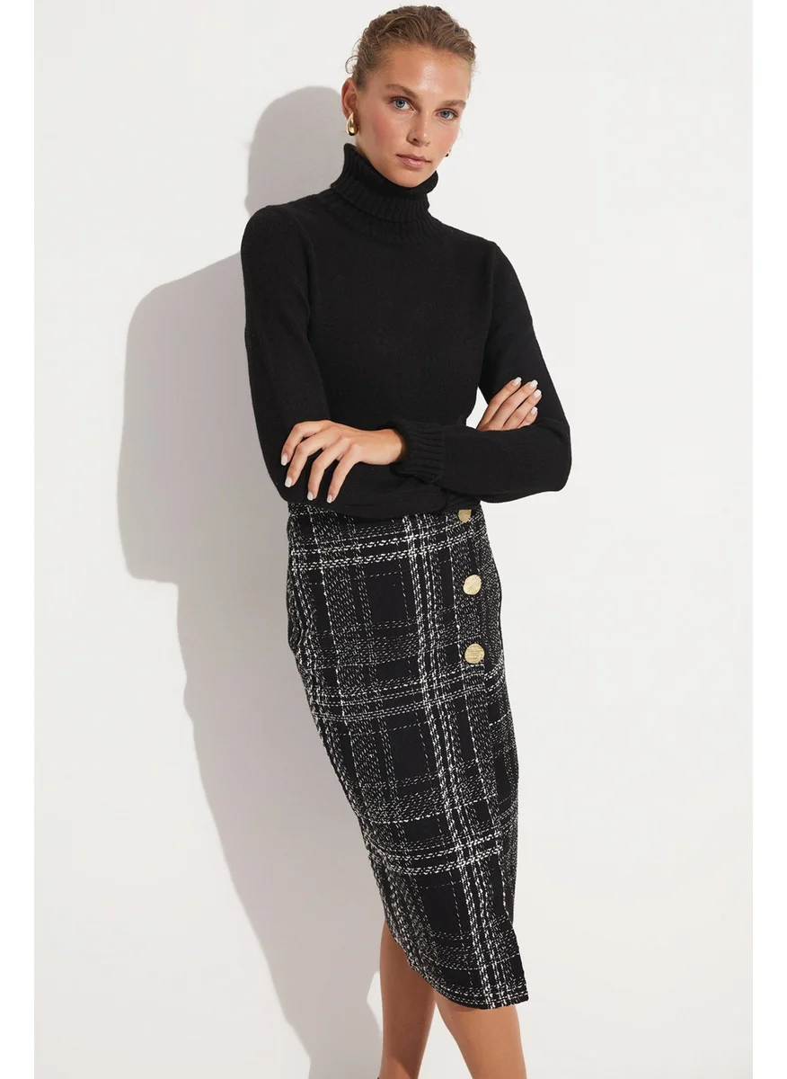 جون Women's Plaid Patterned Button Detailed Midi Pencil Skirt