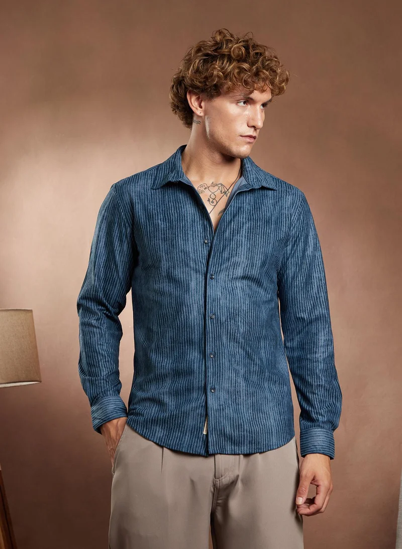 Campus Sutra Campus Sutra Men's Indigo Blue Ribbed-Corduroy Shirt For Casual Wear | Spread Collar | Long Cuffed Sleeves | Button Closure | Shirt Crafted With Comfort Fit For Everyday Wear