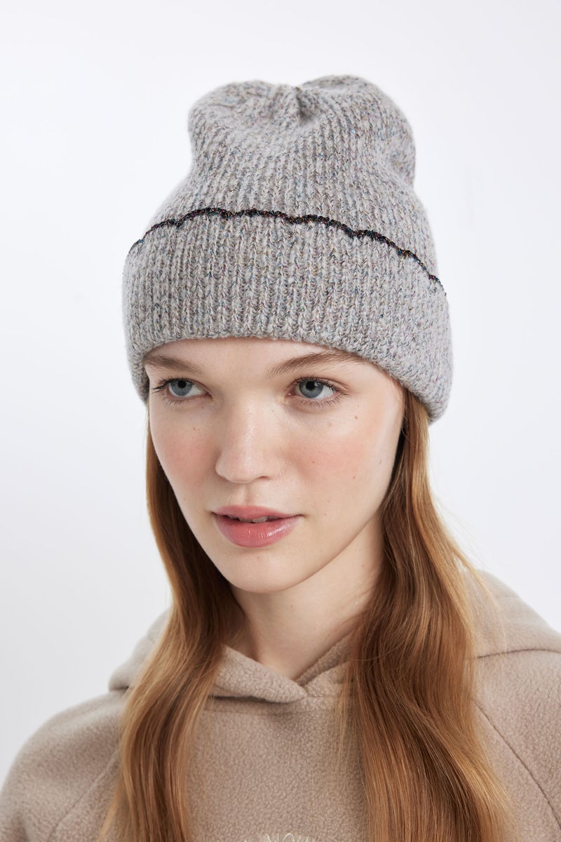 DeFacto Woman Basic Knitted Beanie  - Image 1