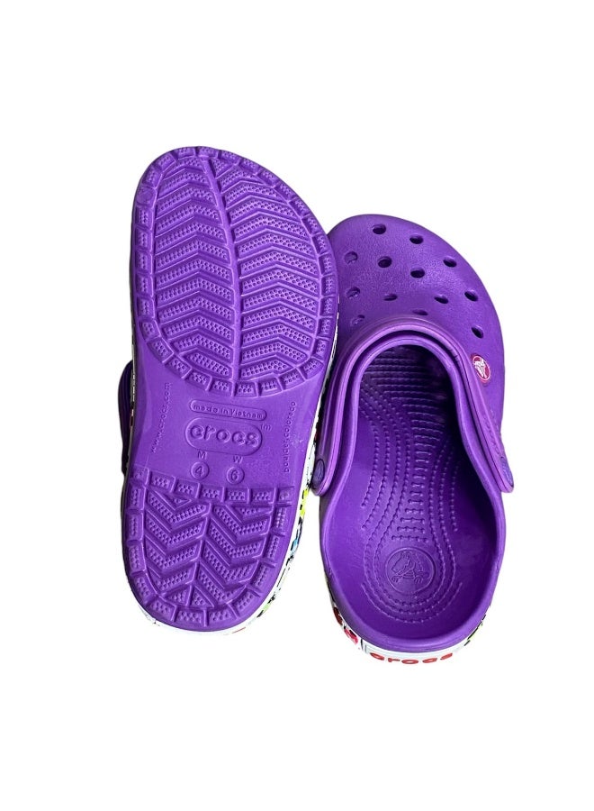 Crocs are comfortable - Image 2