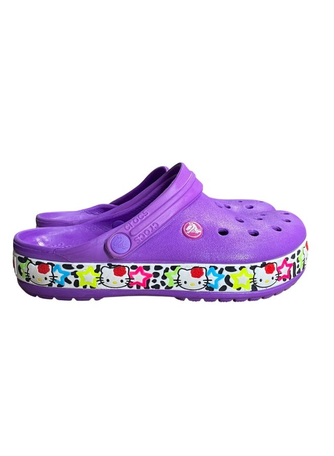 Crocs are comfortable - Image 1