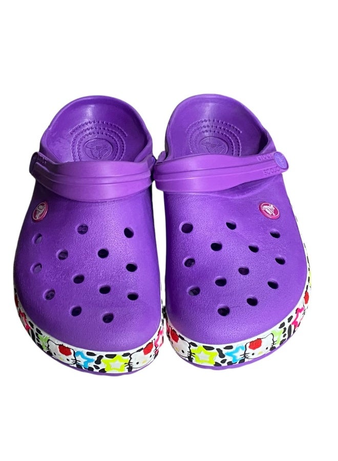 Crocs are comfortable - Image 3
