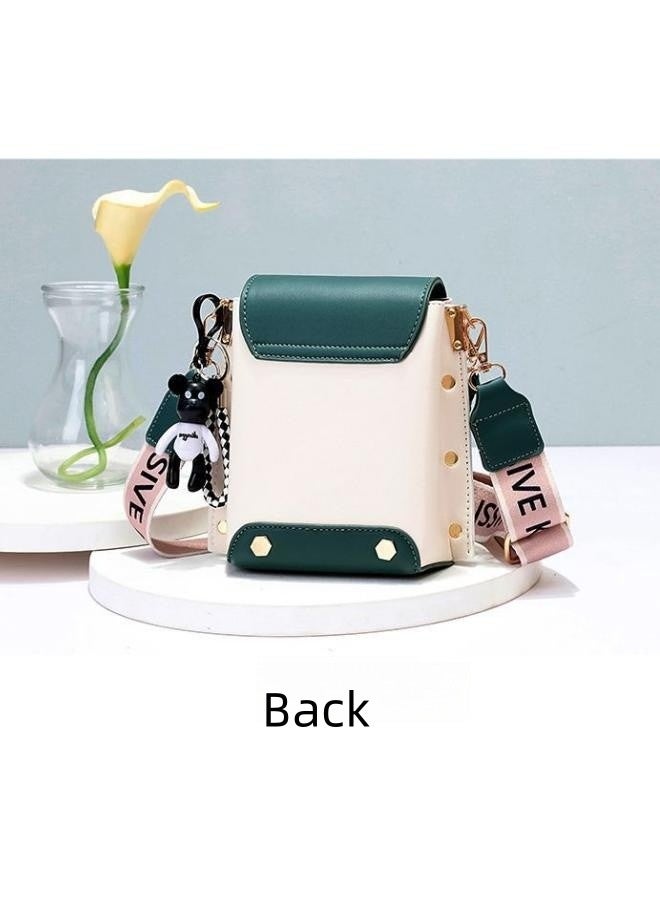 WAOKN Women's Hand Woven Chain Shoulder Bag, Ladies PU Leather and High Quality Hardware Handbag Tote Bags Clutch Bag, Premium Dress Crossbody Bags Sling Bag Side Bag Carry Bag(Green and White) - Image 3