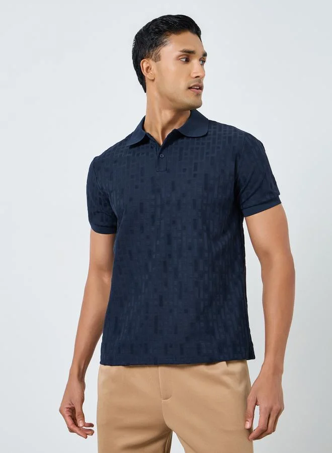 ستايلي بولو محبوك بتفاصيل بارزة الملمس